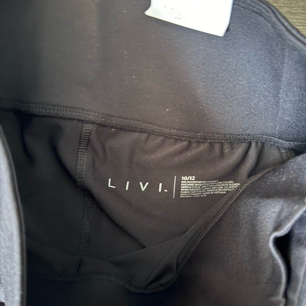 Livi Active Black and Pink Dynamic Leggings#35 - Picture 5 of 6